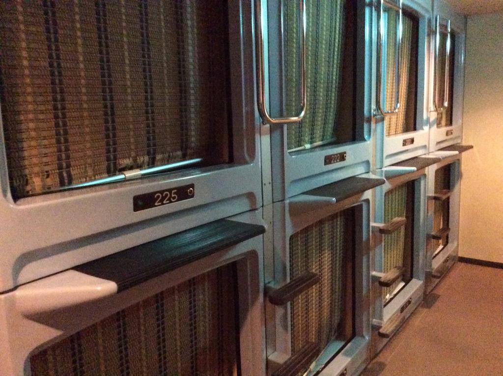יוקוהאמה Capsule Inn Miyako מראה חיצוני תמונה